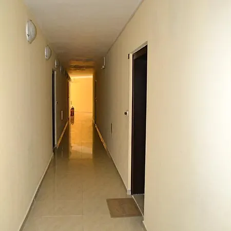Semiramida Garden Eh Lägenhet Slăntjev Brjag